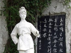 刘三姐的故事——对歌的石像遗迹至今仍在