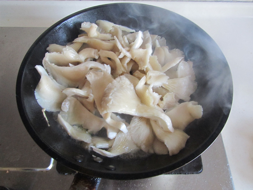 刘连康：蘑菇炒蛋简直就是人间美味，你会做了么